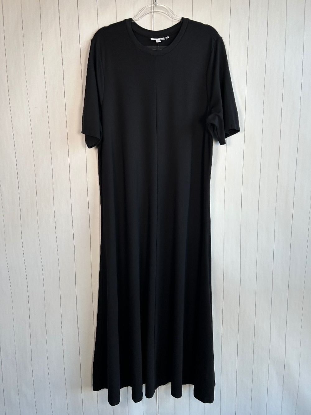 Chicos size 4 XXL black maxi dress short sleeve A-line front seam minimalist